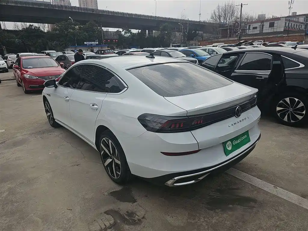 Lamando Lamando L 280 TSI DSG Spicy Cool