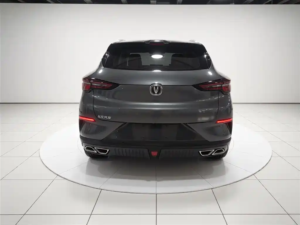 Changan UNI-T 1.5 T Distinguished
