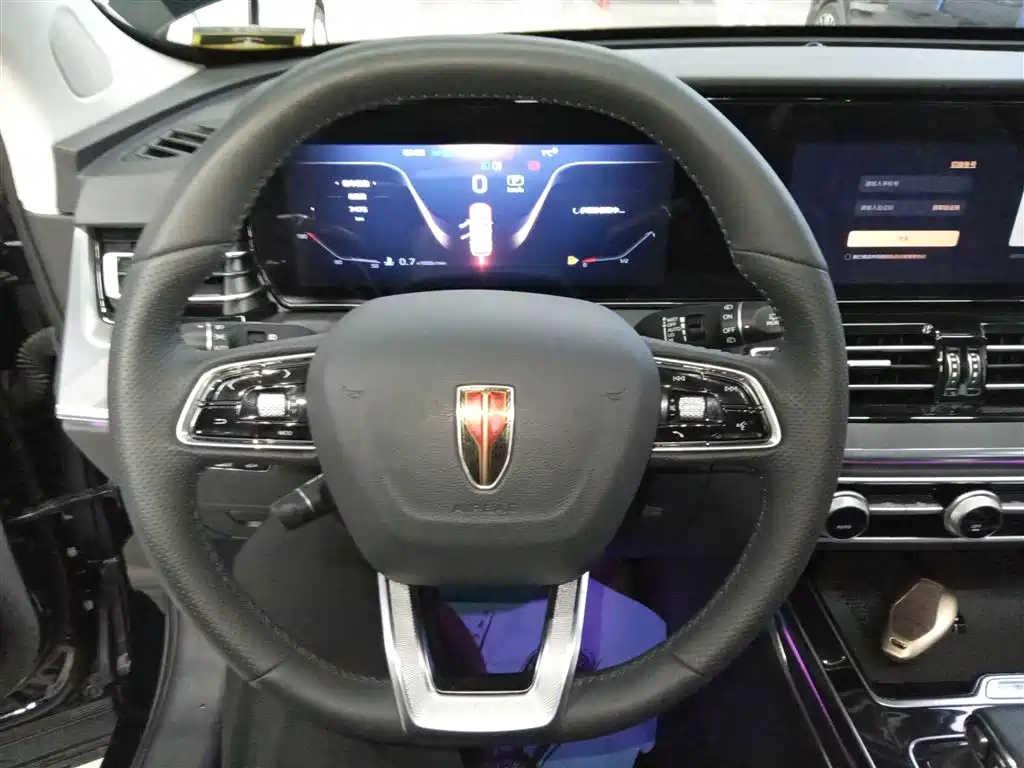 Hongqi HS5 2.0 T Flagship Enjoyment Pro