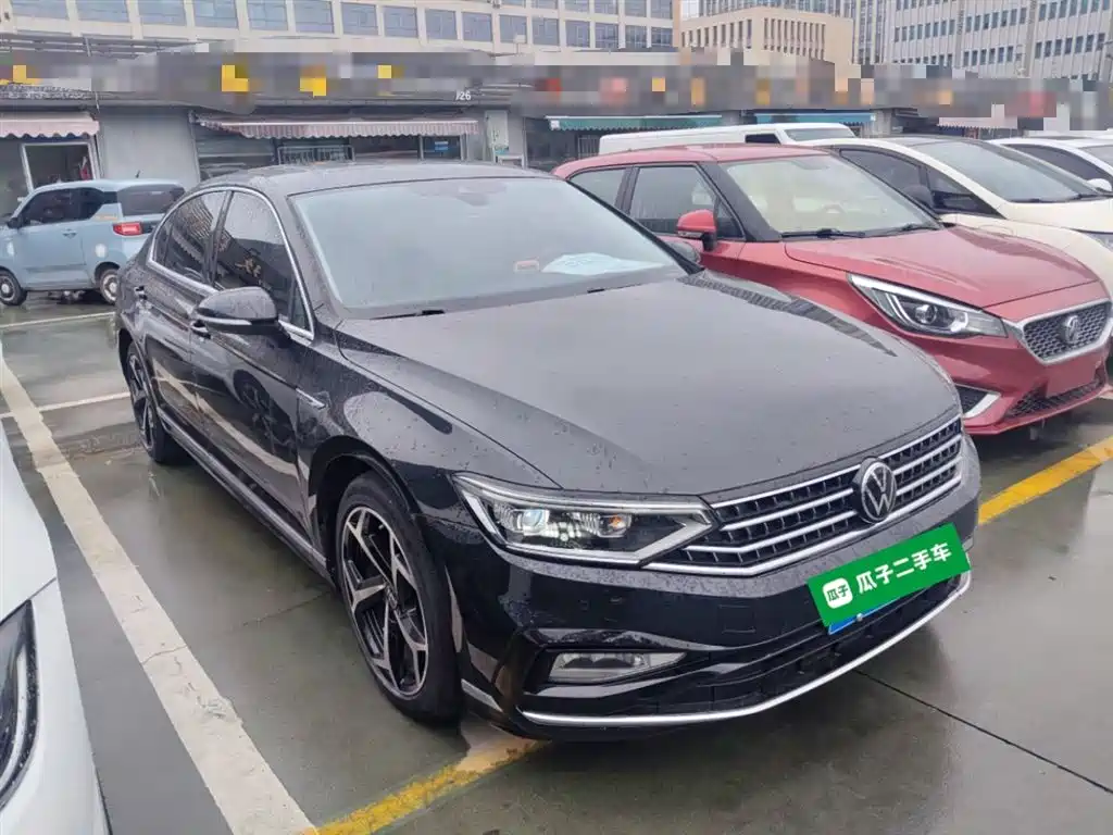 Magotan 200 10 K Commemorative 330 TSI DSG Luxury