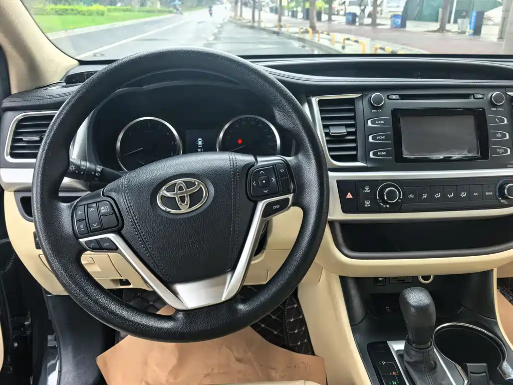 Highlander 2.0 T 4 WD Elite 7-seat