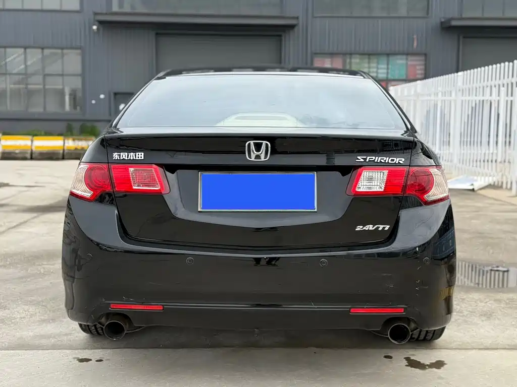 Spirior 2.4 L Luxury
