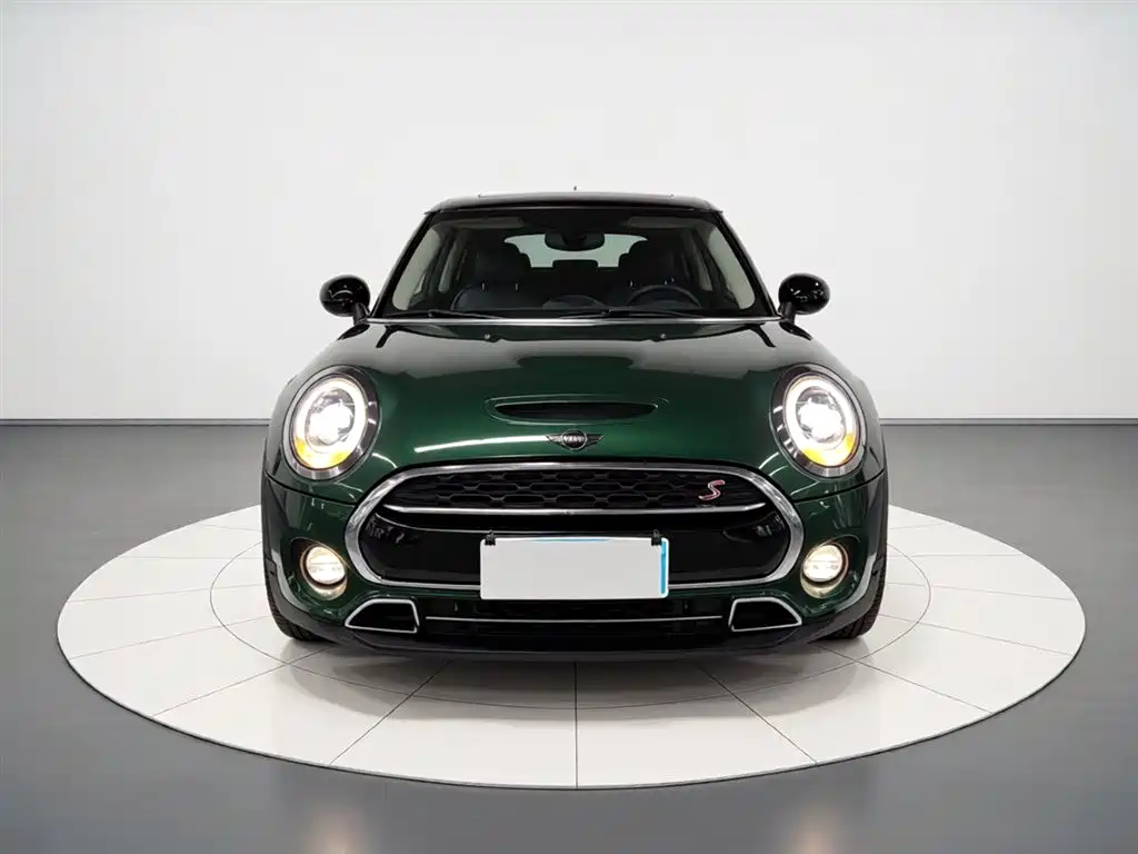 MINI CLUBMAN Facelift 2.0 T COOPER S