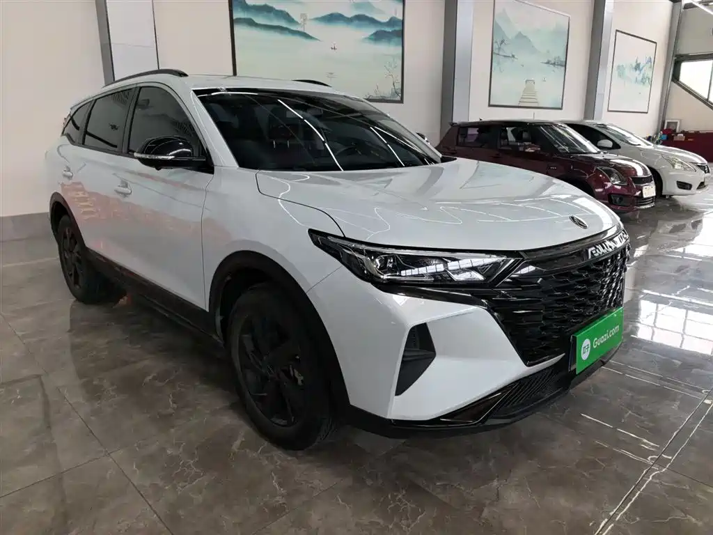 Dongfeng Fengshen AX7 东风风神AX7 2023款 马赫版 1.5 T DCT 冠军传奇版