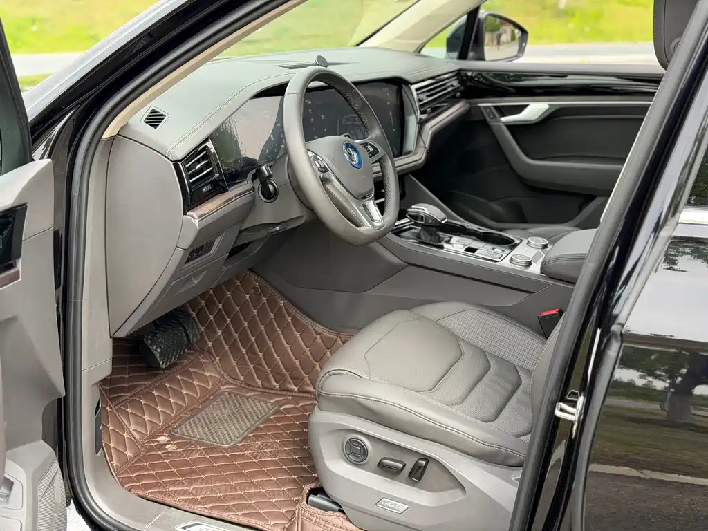Touareg 3.0 TSI Sharp Edge CN-VI