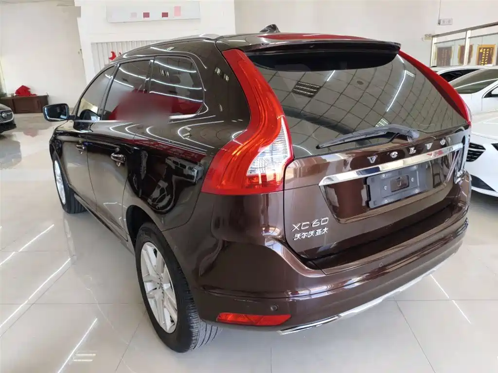 Volvo XC60 T5 AWD Smart Progress