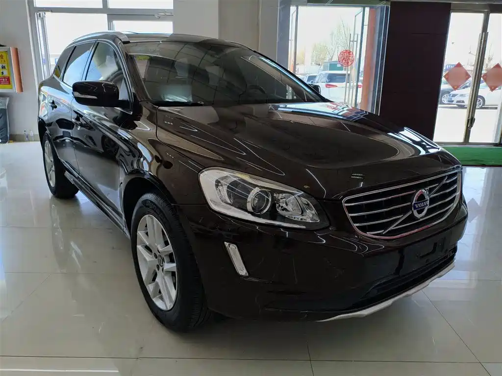 Volvo XC60 T5 AWD Smart Progress