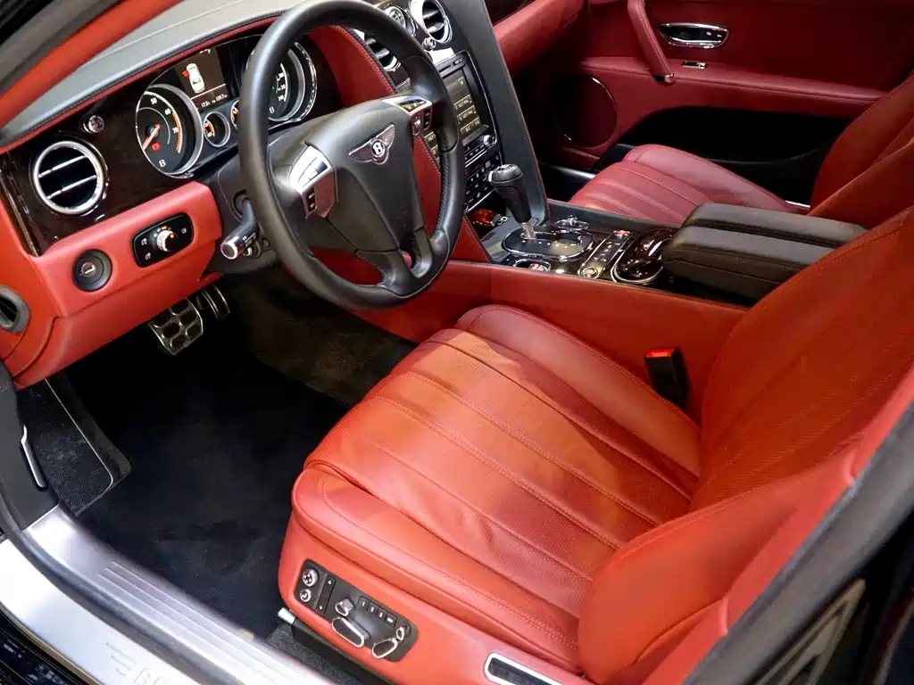 Flying Spur 4.0 T V8 Luxury
