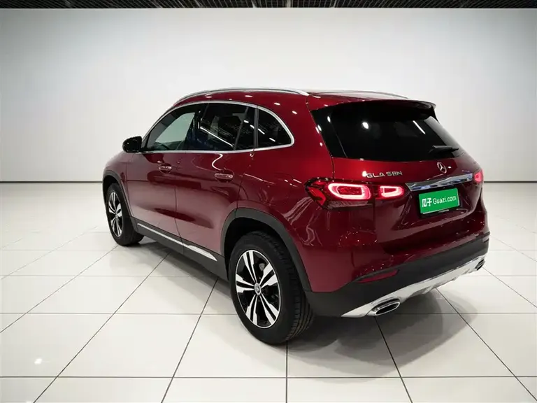 Mercedes-Benz GLA Facelift GLA 200