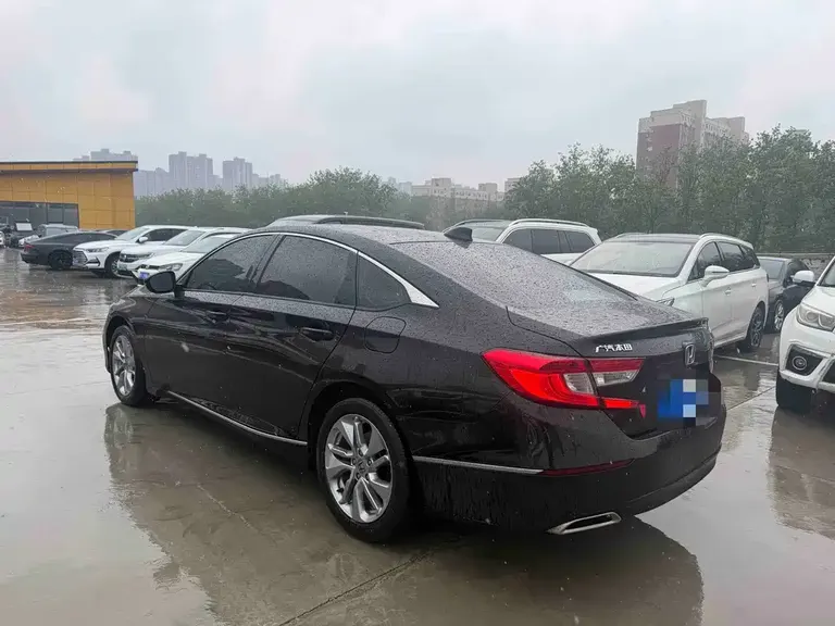 Honda Accord 260 TURBO Luxury CN-VI