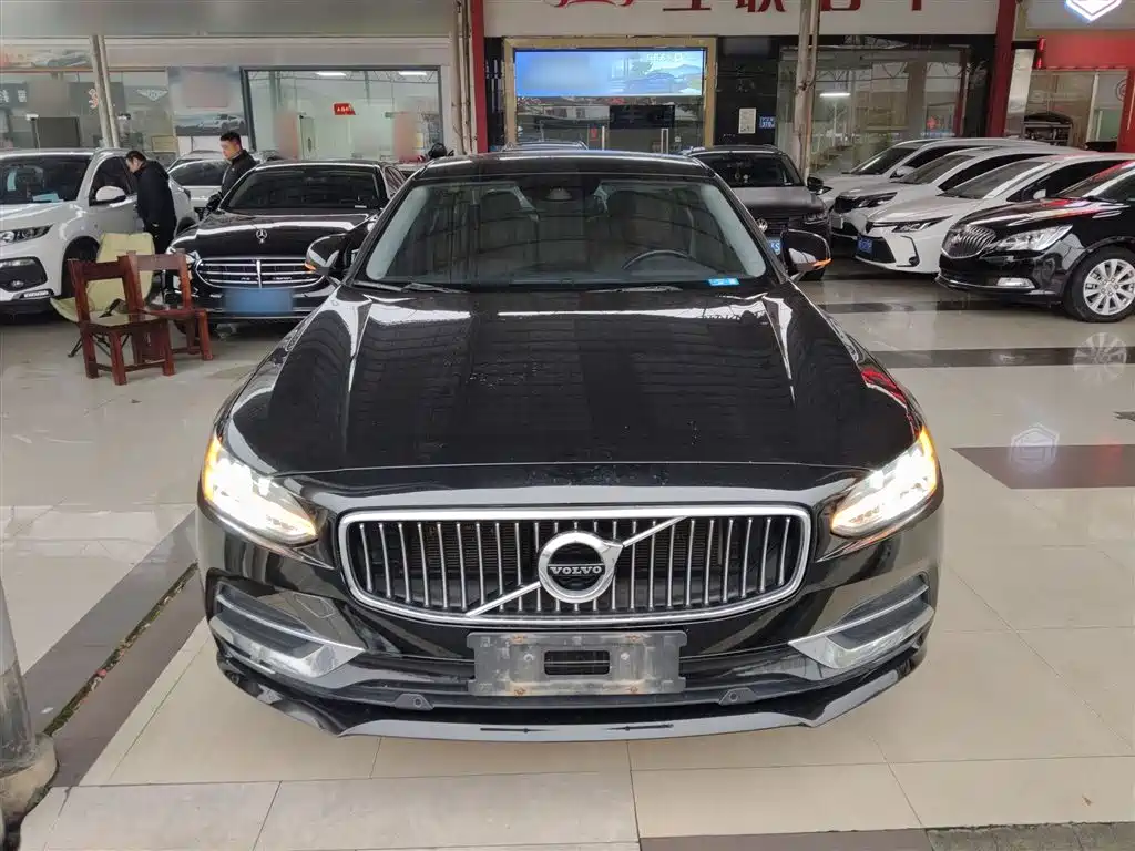 Volvo S90 Facelift T5 Smart Ease Luxury