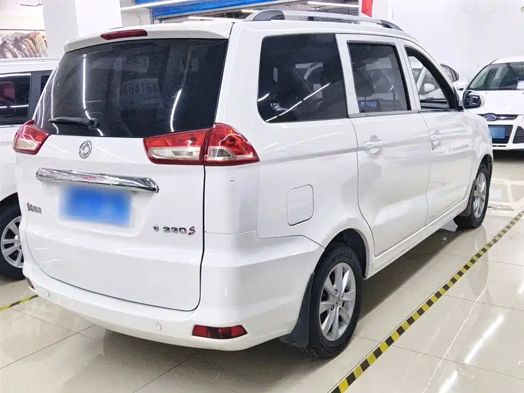 Fengguang 330 风光330 2019款 1.5 L 330 S 手动舒适型 国VI