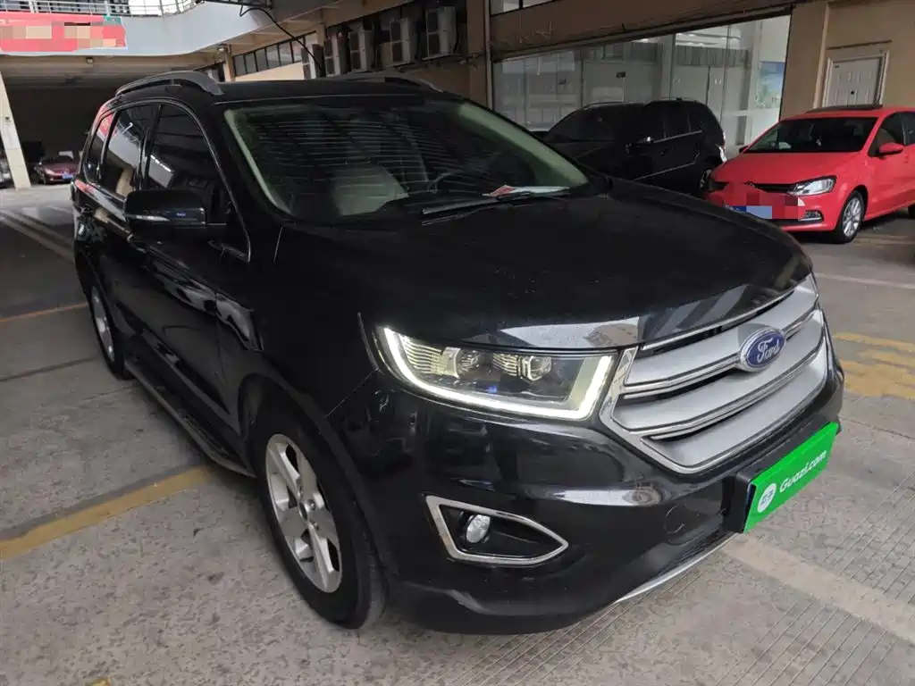 Edge EcoBoost 245 2 WD Elite Sharp 5-seat