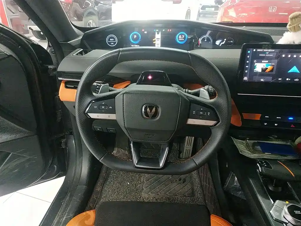Changan UNI-V 2.0 T Classic Sport