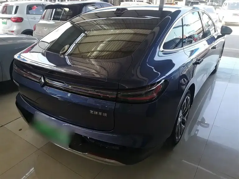 Baojun Xiangjing PHEV 140 km Luxury
