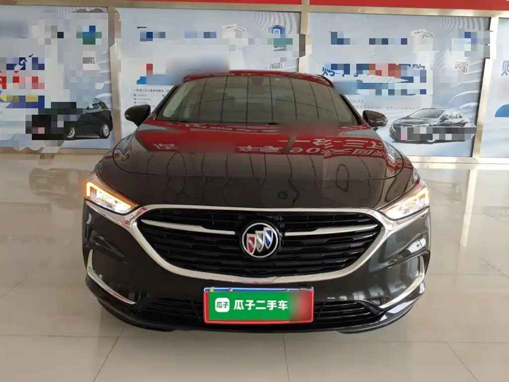 LaCrosse 652 T Luxury