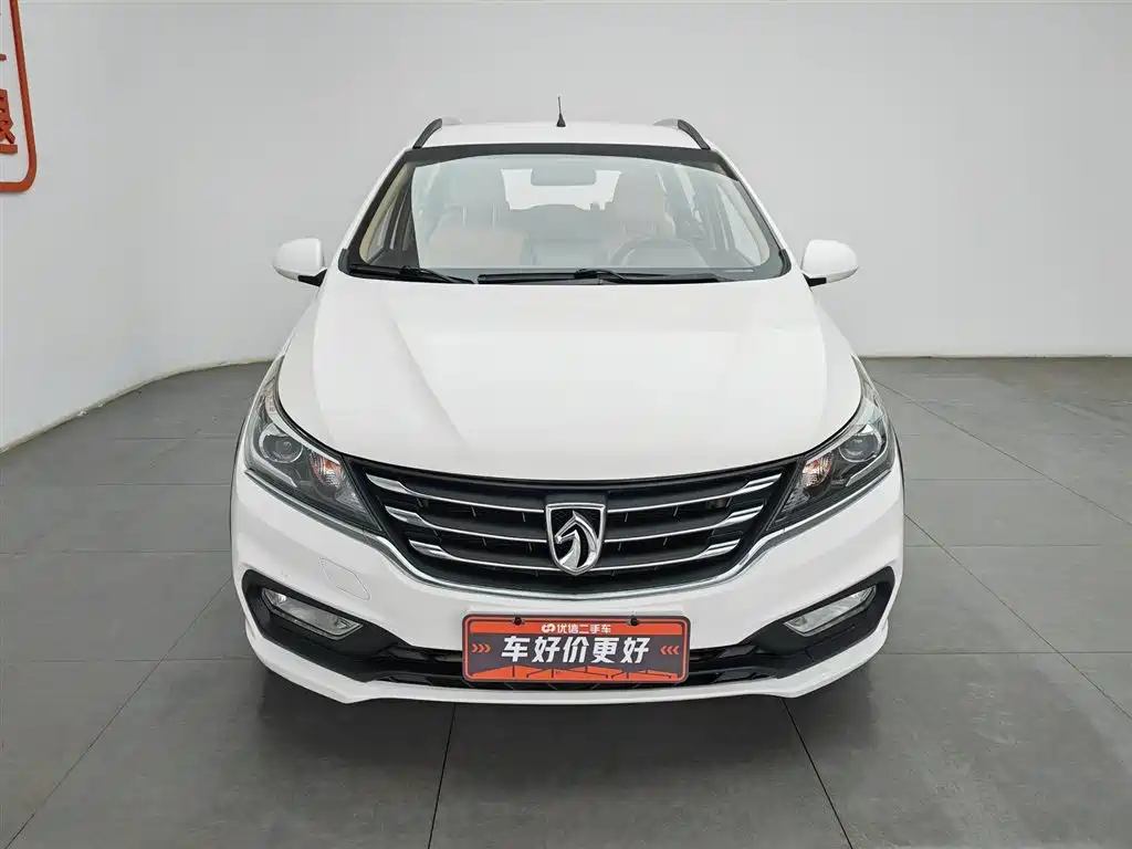 Baojun 310 W 1.5 L Manual Comfort CN-V