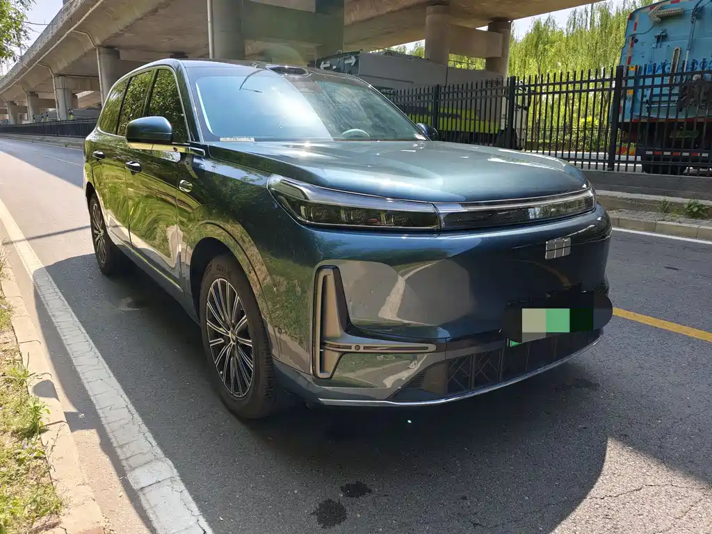 Galaxy M9 230 km 2 WD Explorer