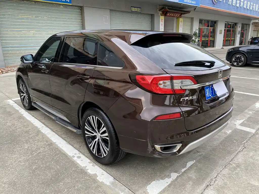 Avancier 370 TURBO 2 WD Luxury