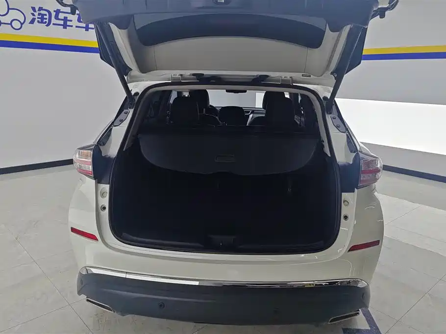 Murano 2.5 L XL 2 WD Connected Luxury
