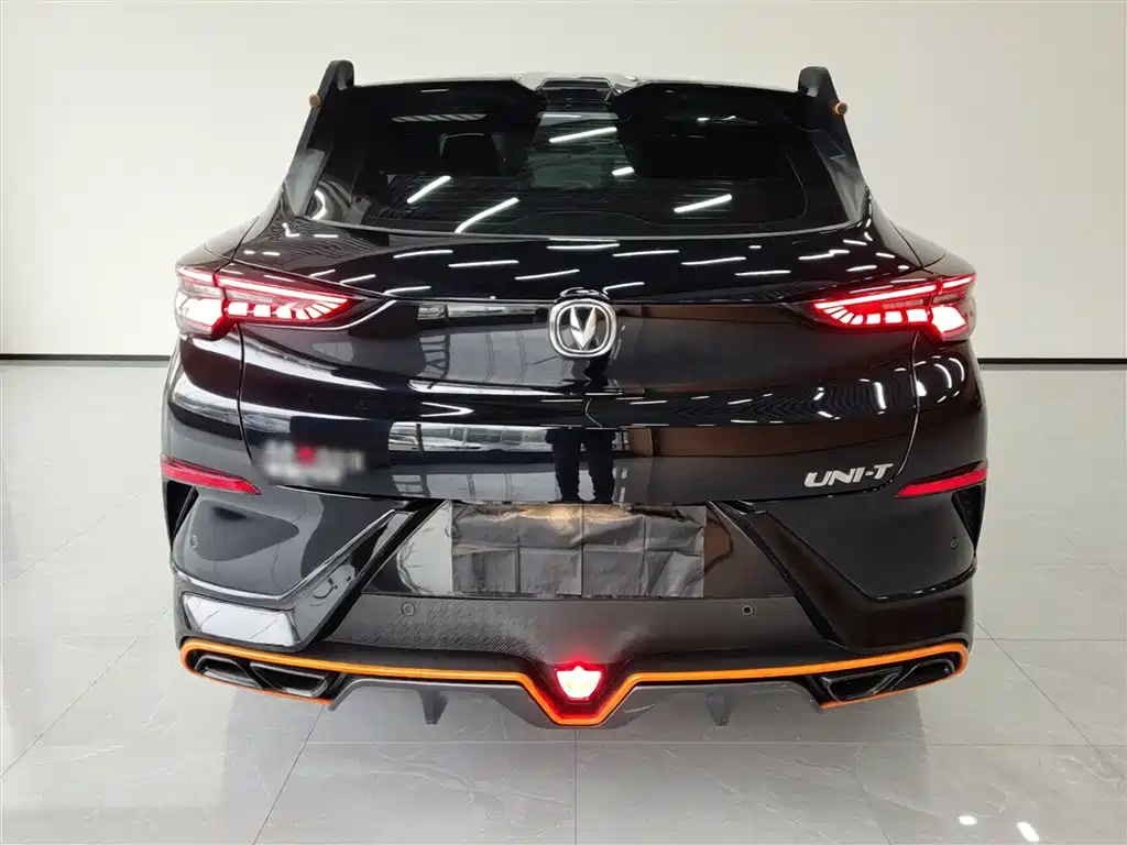Changan UNI-T 1.5 T Sport Distinguished
