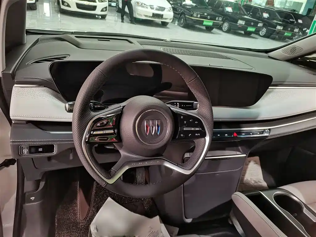 Buick GL8 LaCrosse Smart Enjoyment