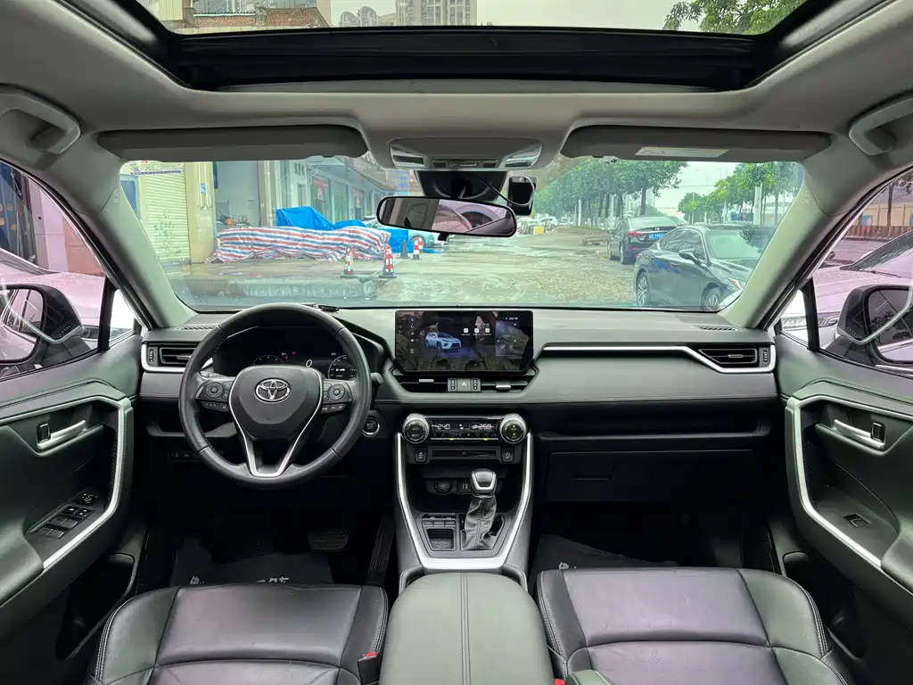Wildlander 2.0 L CVT 2 WD Luxury PLUS