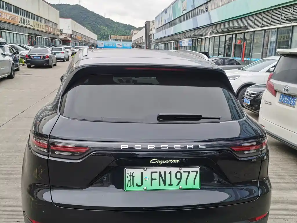 Cayenne NEV Cayenne E-Hybrid 2.0 T