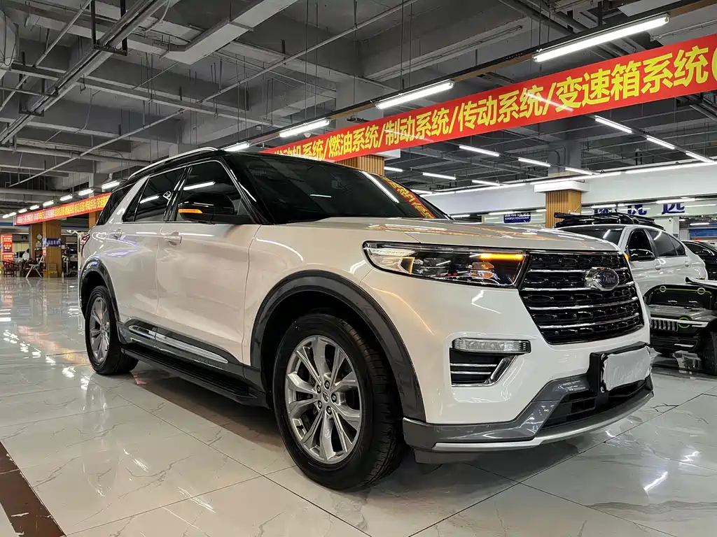 Explorer EcoBoost 285 4 WD Style 7-seat