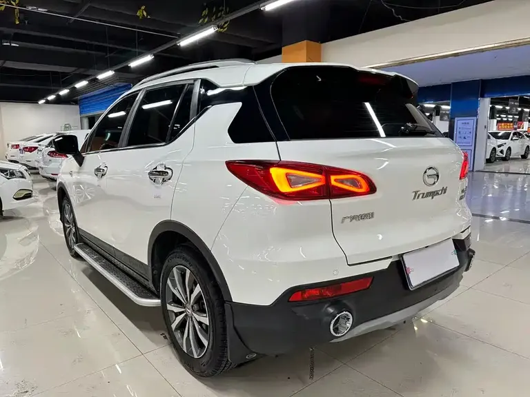 GAC Trumpchi GS3 235 T Auto Elite