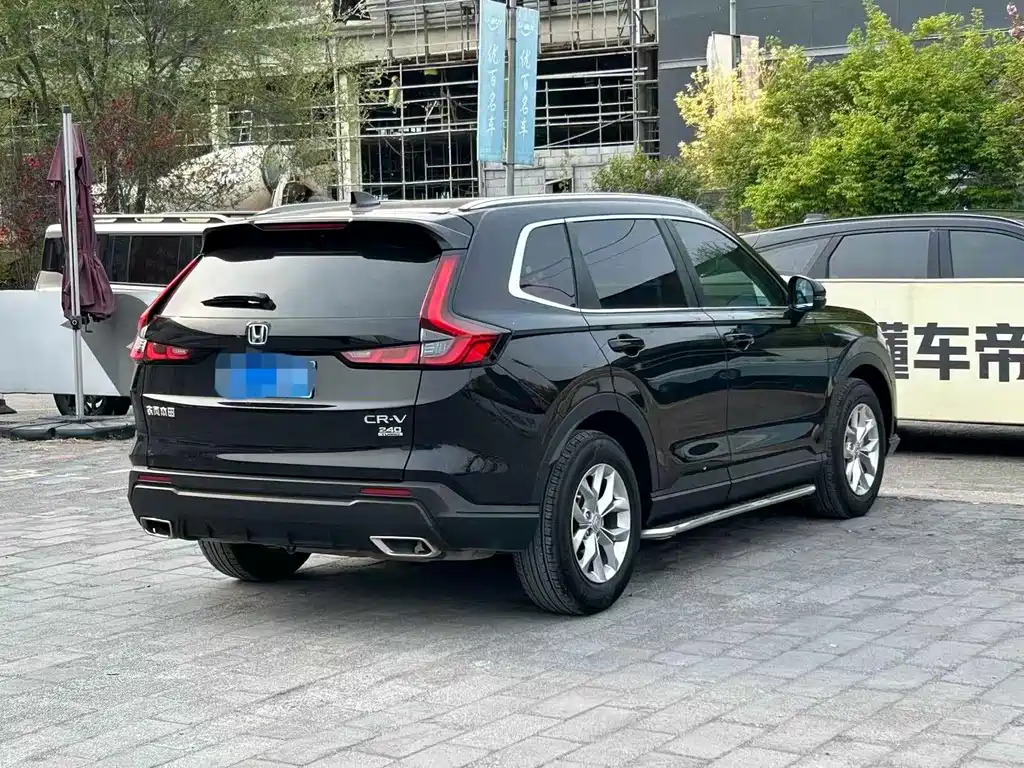 Honda CR-V 240 TURBO 2 WD Sharp Style 5-seat