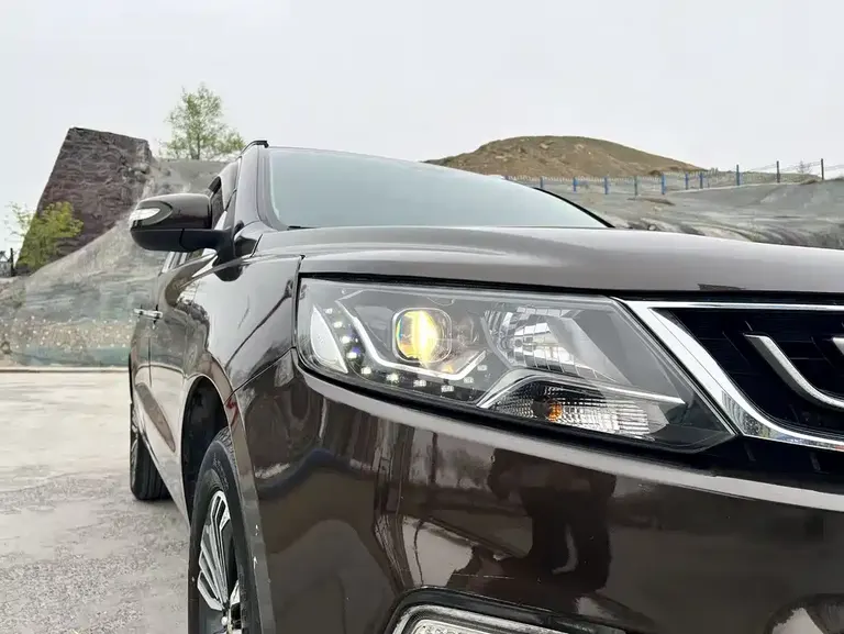 Geely Vision X6 1.8 L Manual Luxury