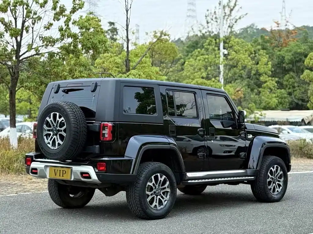BAIC BJ40 2.0 T Auto 4 WD City Hunter Swordsman