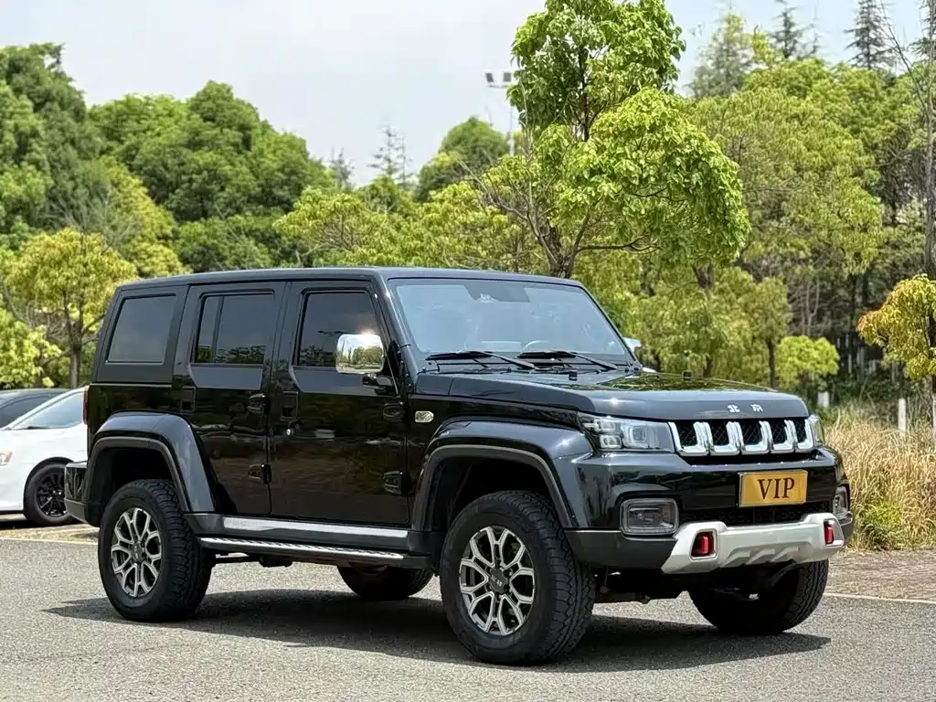 BAIC BJ40 2.0 T Auto 4 WD City Hunter Swordsman