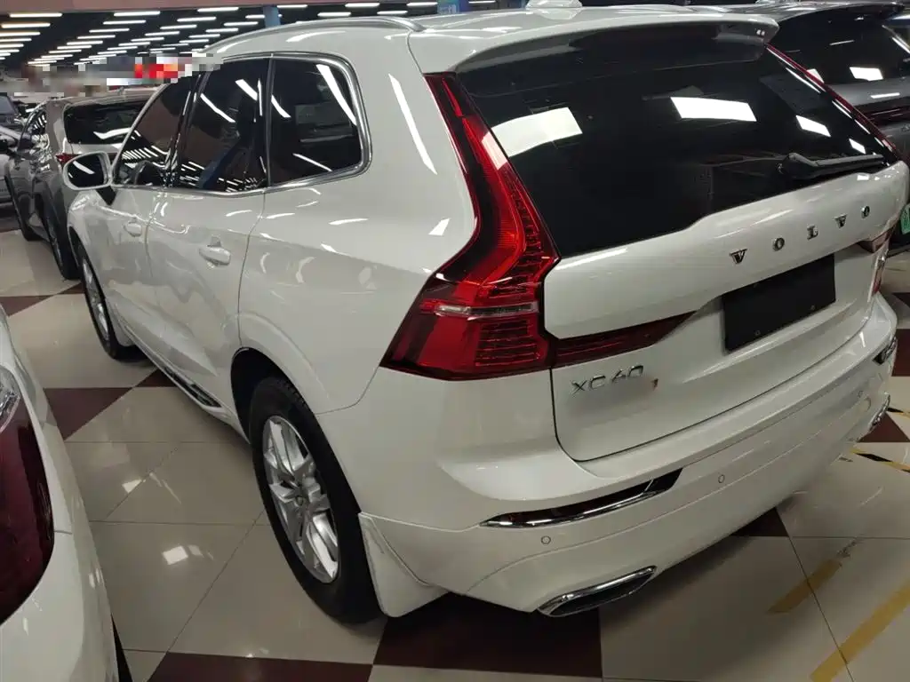 Volvo XC60 T5 4 WD Smart Ease Luxury