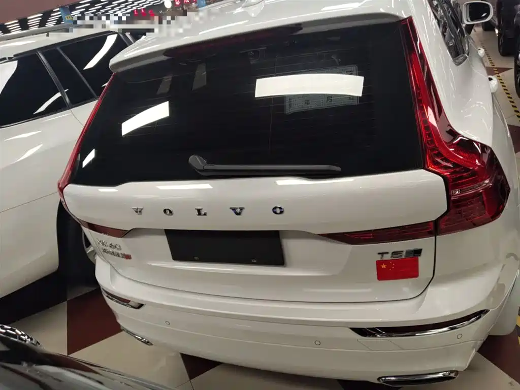 Volvo XC60 T5 4 WD Smart Ease Luxury