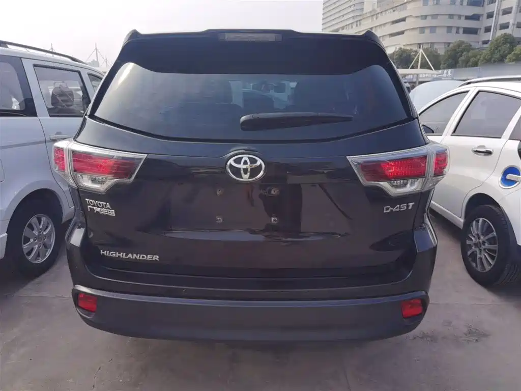 Highlander 2.0 T 2 WD Elite 5-seat