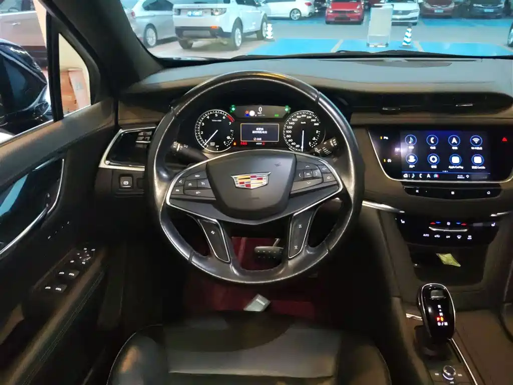 Cadillac XT5 28 T Luxury