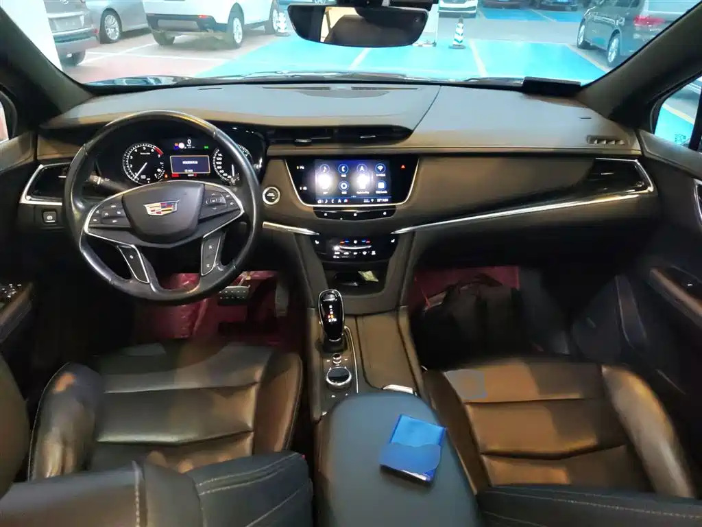 Cadillac XT5 28 T Luxury