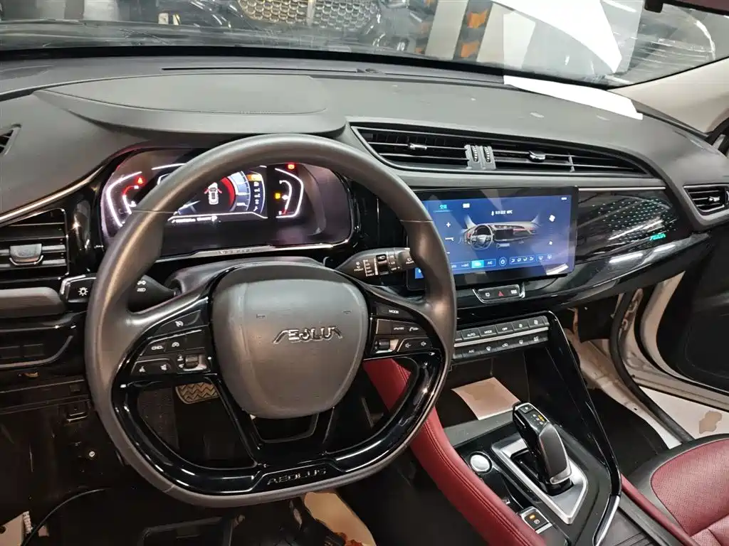 Dongfeng Fengshen AX7 Mach 1.5 T DCT DF31