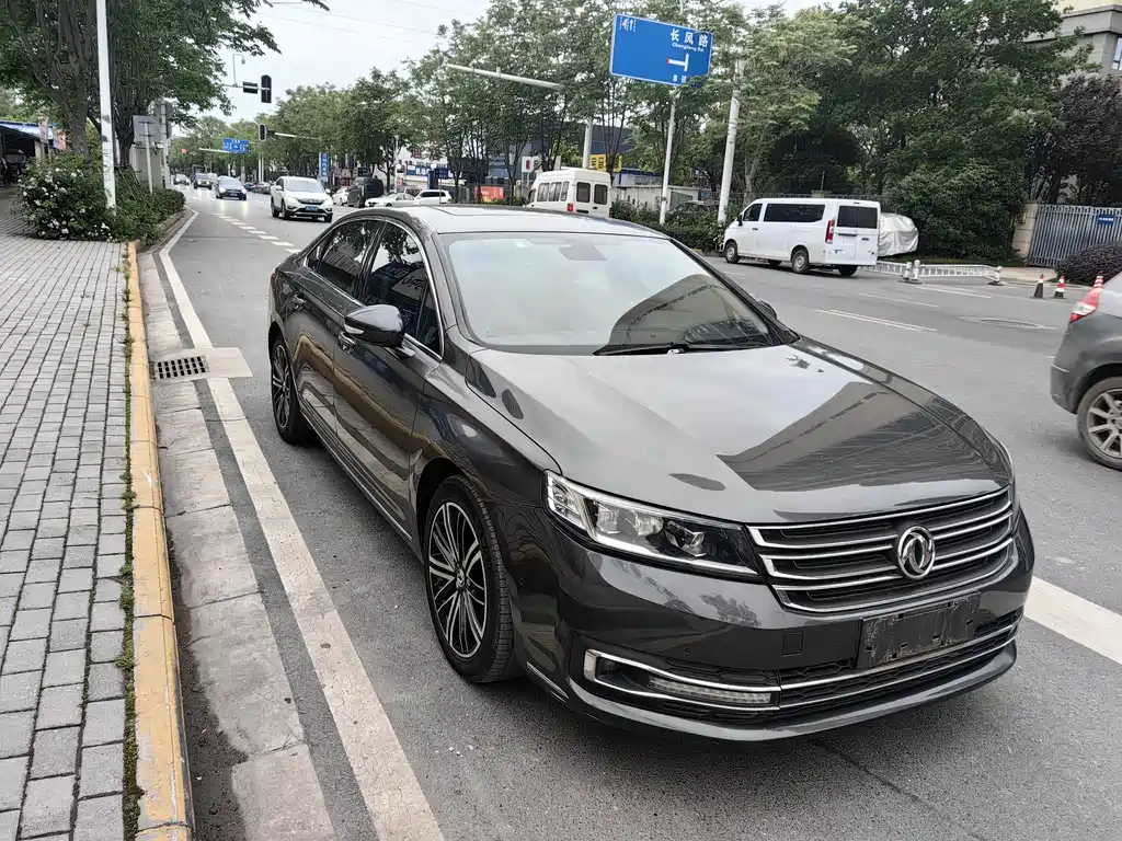 东风A9 东风A9 2016款 1.8 T 尊贵型