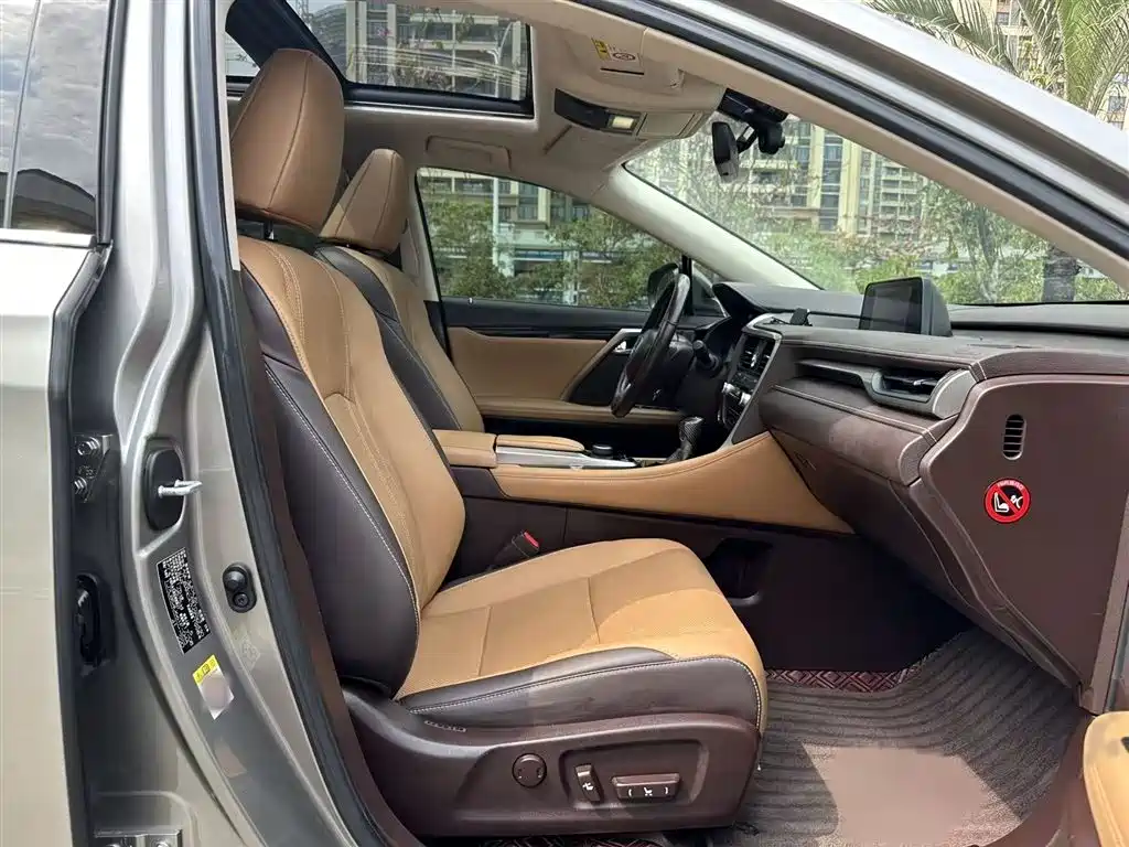 Lexus RX 300 4 WD Elegant CN-V