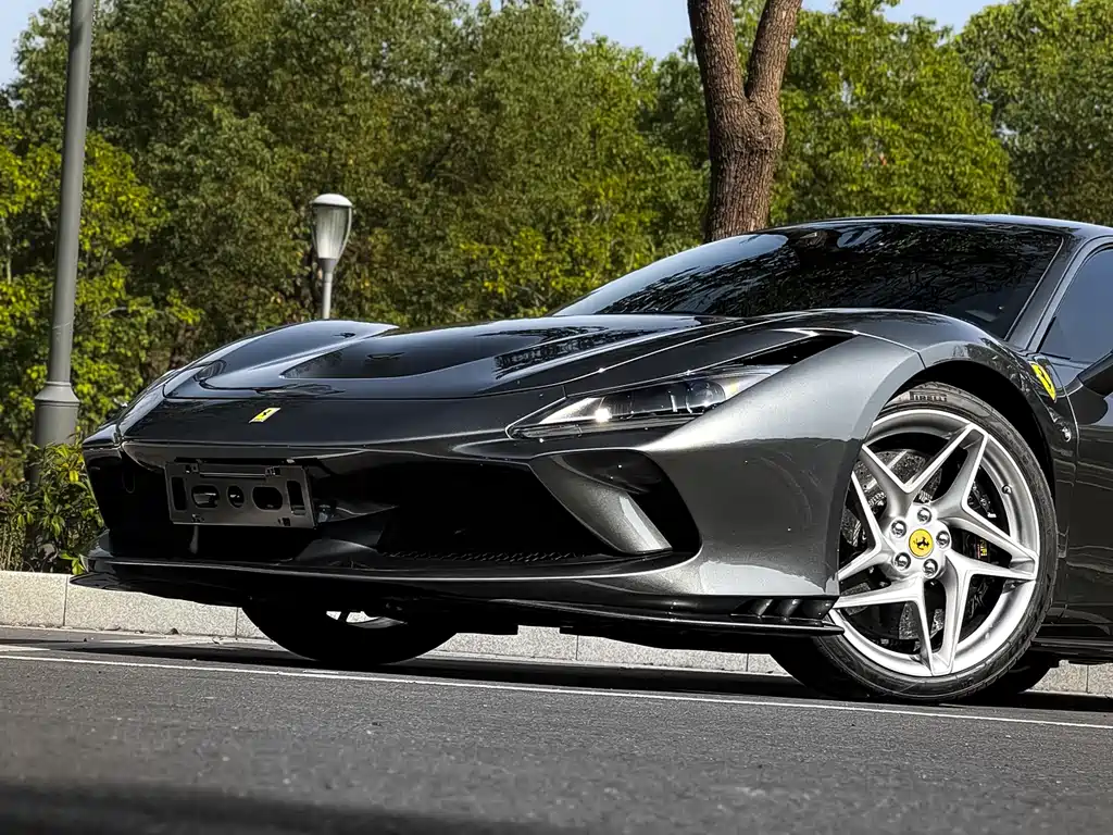 Ferrari F8 Tributo 3.9 T V8