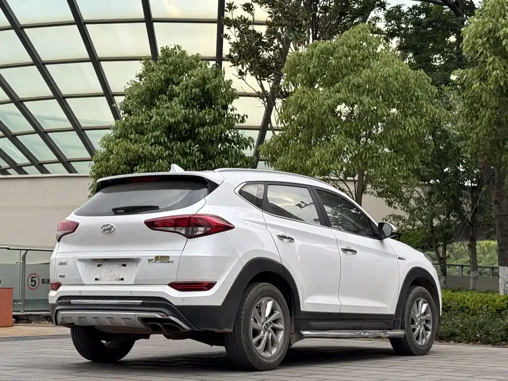 Tucson 1.6 T DCT 2 WD Intelligent