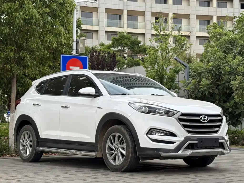 Tucson 1.6 T DCT 2 WD Intelligent