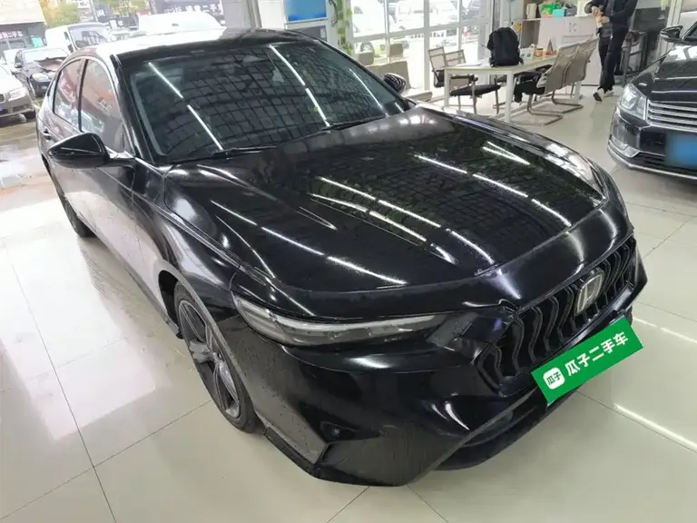 Honda Inspire 260 TURBO Refined