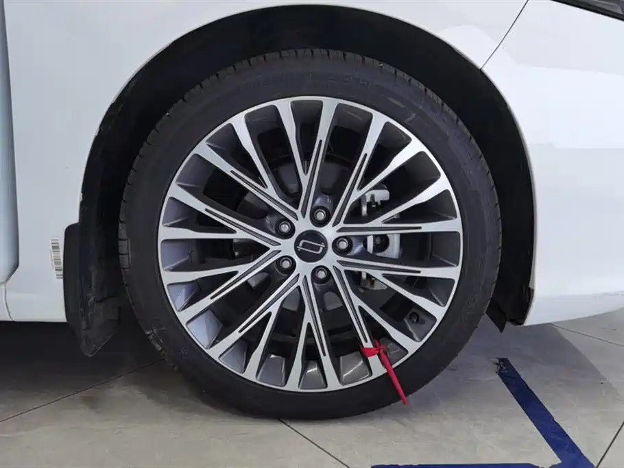 Besturn B70 Dragon 1.5 T Leading Innovation