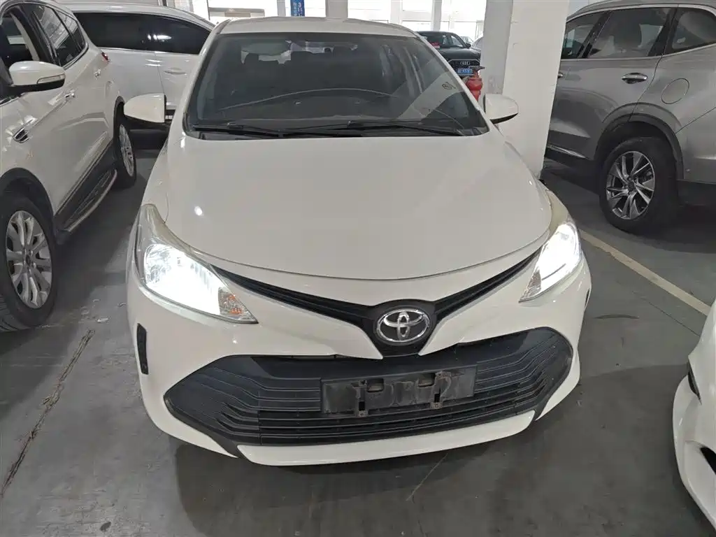 Vios 1.5 L CVT Creation