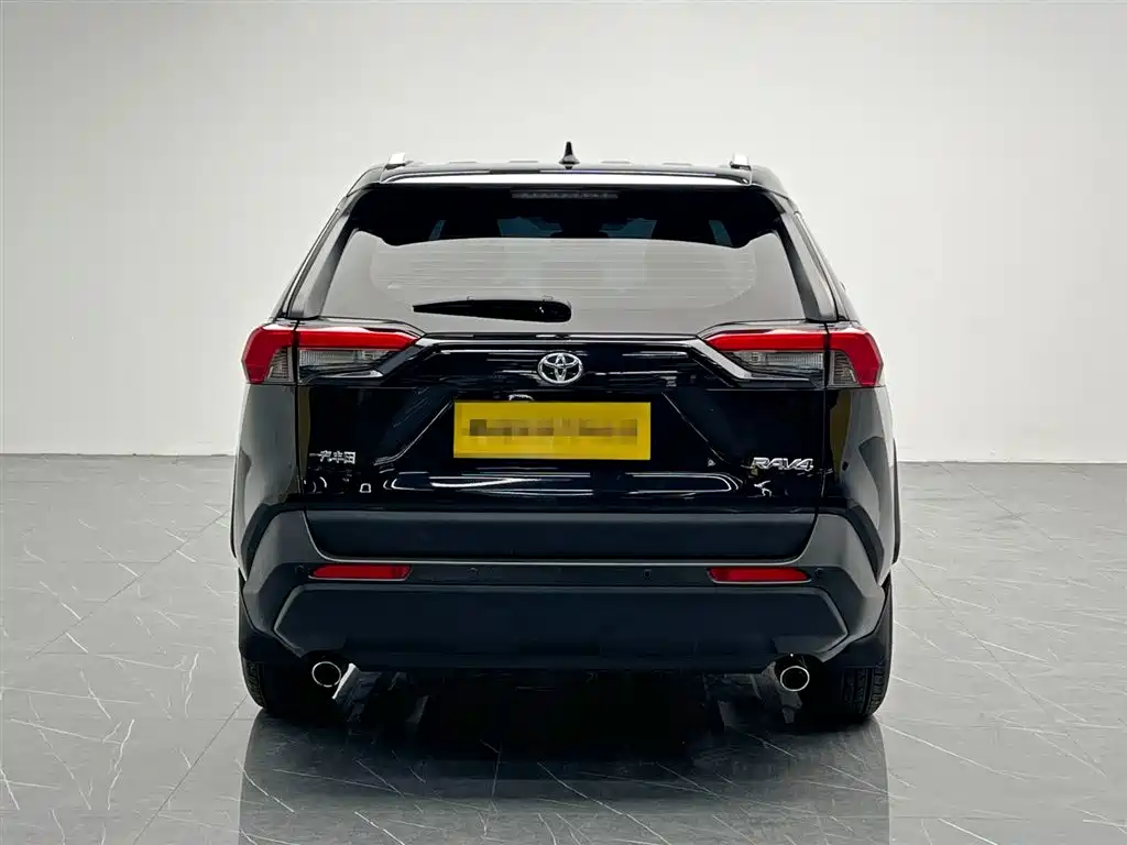 RAV4 2.0 L CVT 2 WD Urban