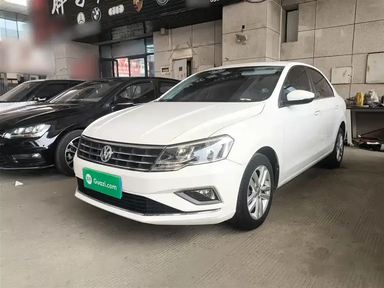 Volkswagen Jetta 1.5 L Manual Comfort